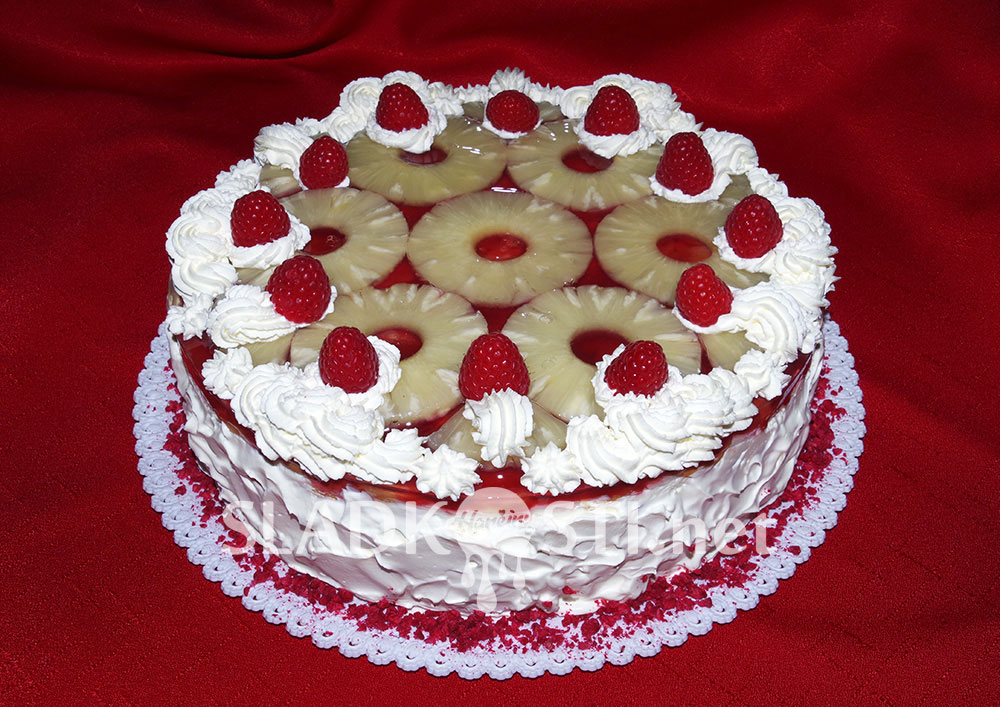 Ananasový dort s mascarpone krémem