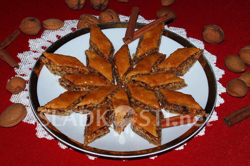 Baklava z listového těsta