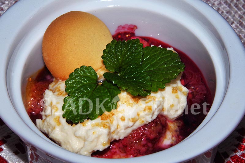 Brûlée z míchaného ovoce