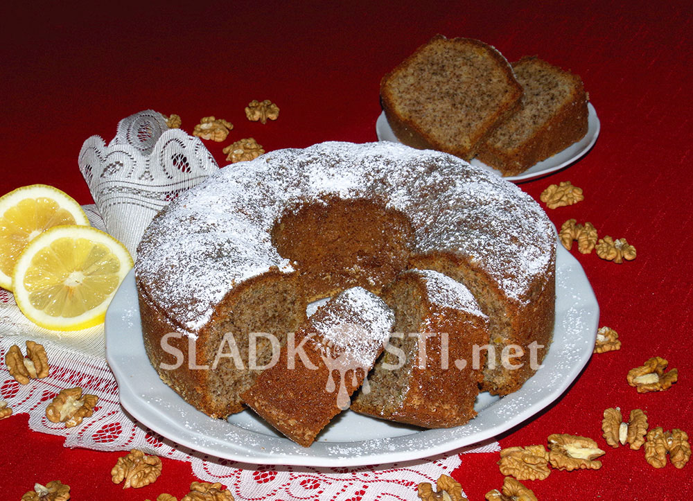 Citrónový věnec s ořechy