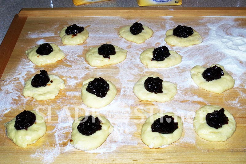 Kefírové buchty s marmeládou