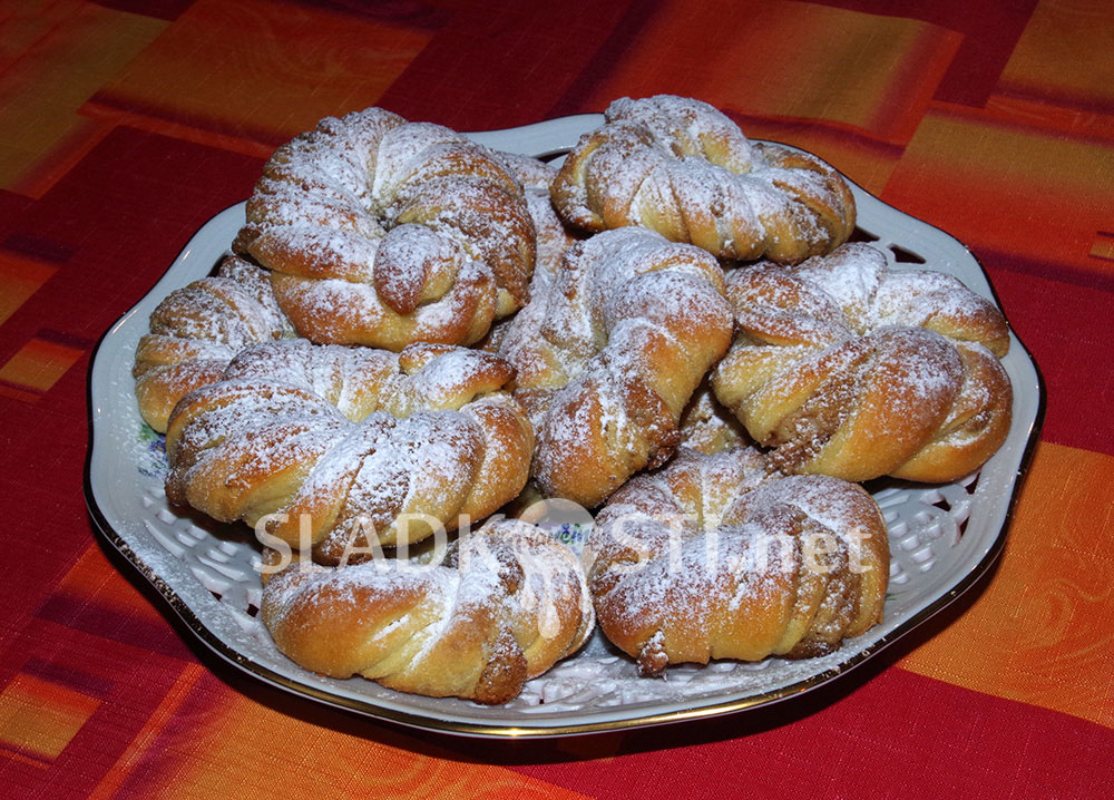 Kynuté ořechové věnečky