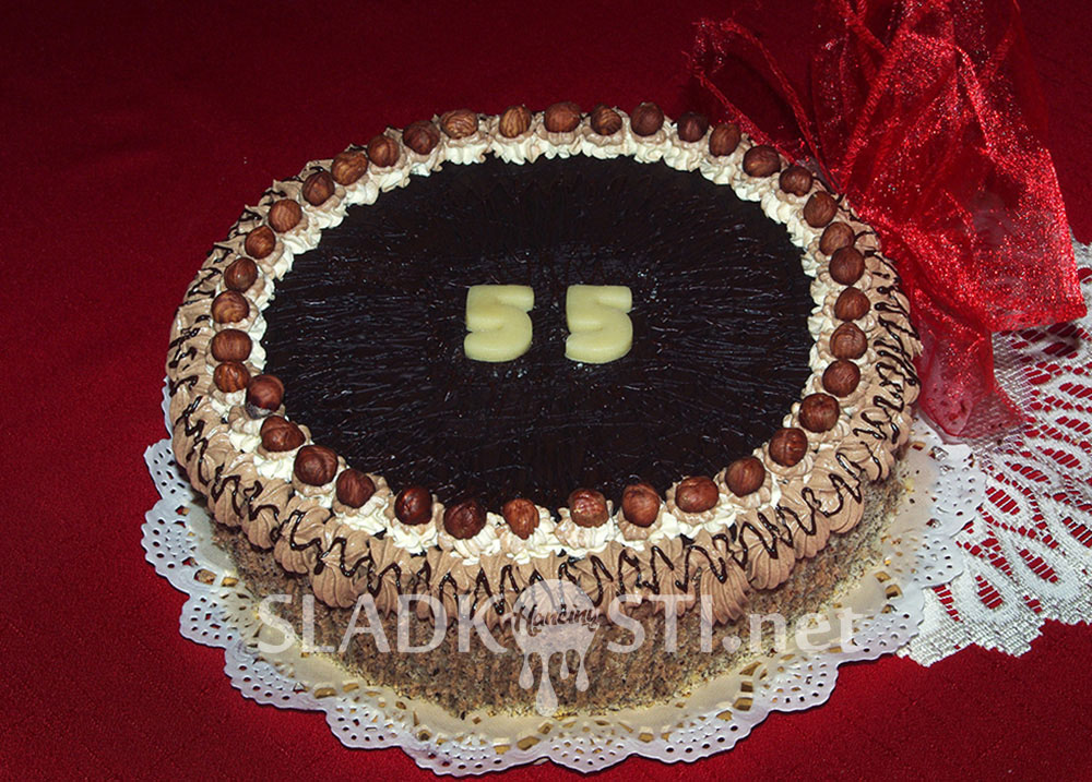 Lískooříškový dort s Nutellou