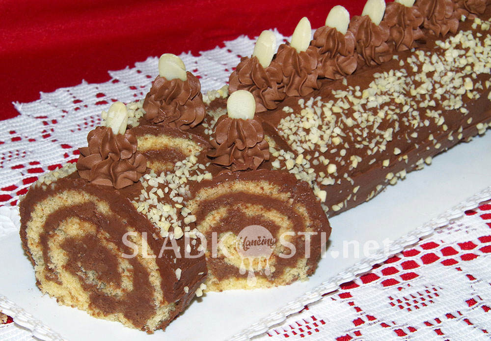 Mandlová roláda s čokoládou