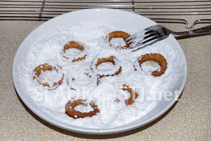 Ořechové lomnické kroužky