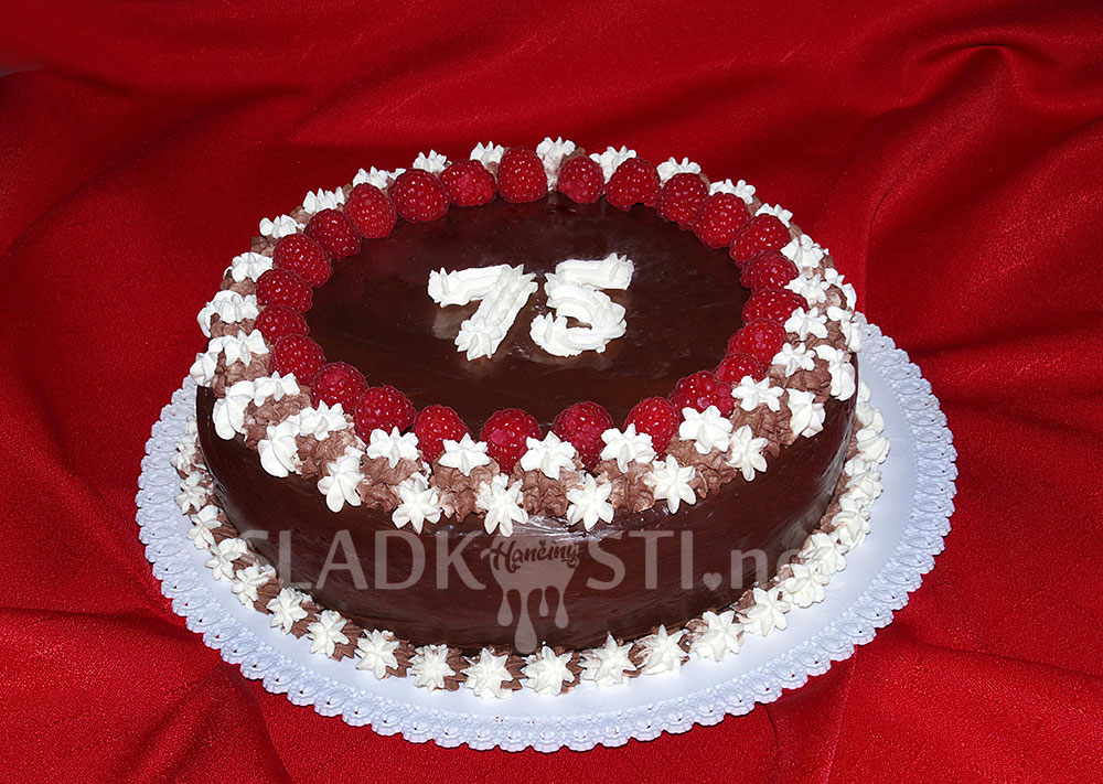 Ořechový dort k 75. narozeninám