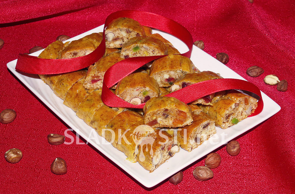 Ovocný chlebíček s medem a skořicí