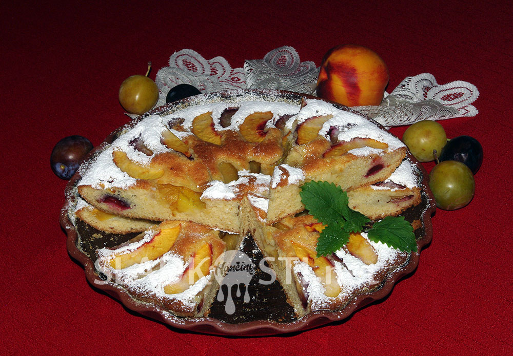 Ovocný koláč s pomerančovým džemem
