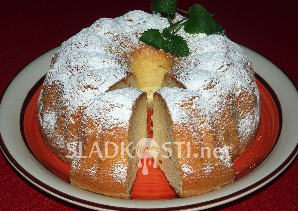 Pomerančová bábovka bílková