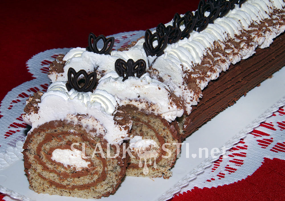 Roláda s ganache krémem a šlehačkou 1