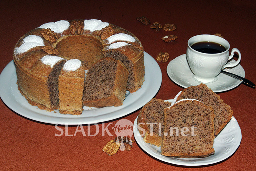 Rumový věnec s ořechy