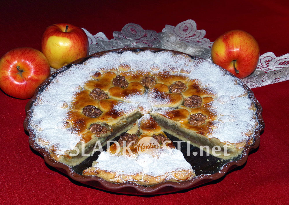Srdíčkový linecký koláč s jablky