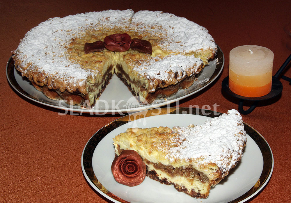 Strouhaný koláč s tvarohem