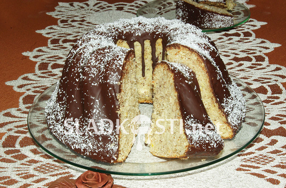 Tvarohová bábovka s kokosem a čokoládou