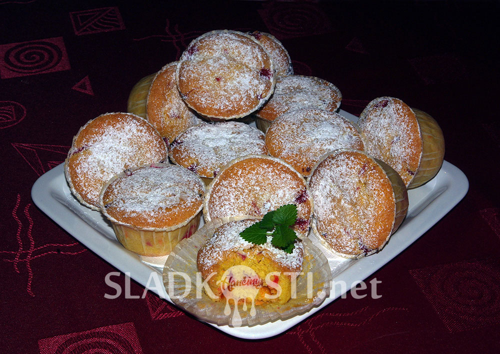 Vanilkové muffiny s ovocem